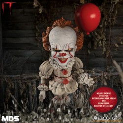 Mezco Toyz IT Movie (2017) Designer Series Pennywise 6-Inch Deluxe Figure Mezco Toyz IT Movie (2017) Designer Series Pennywise 6-Inch Deluxe Figure